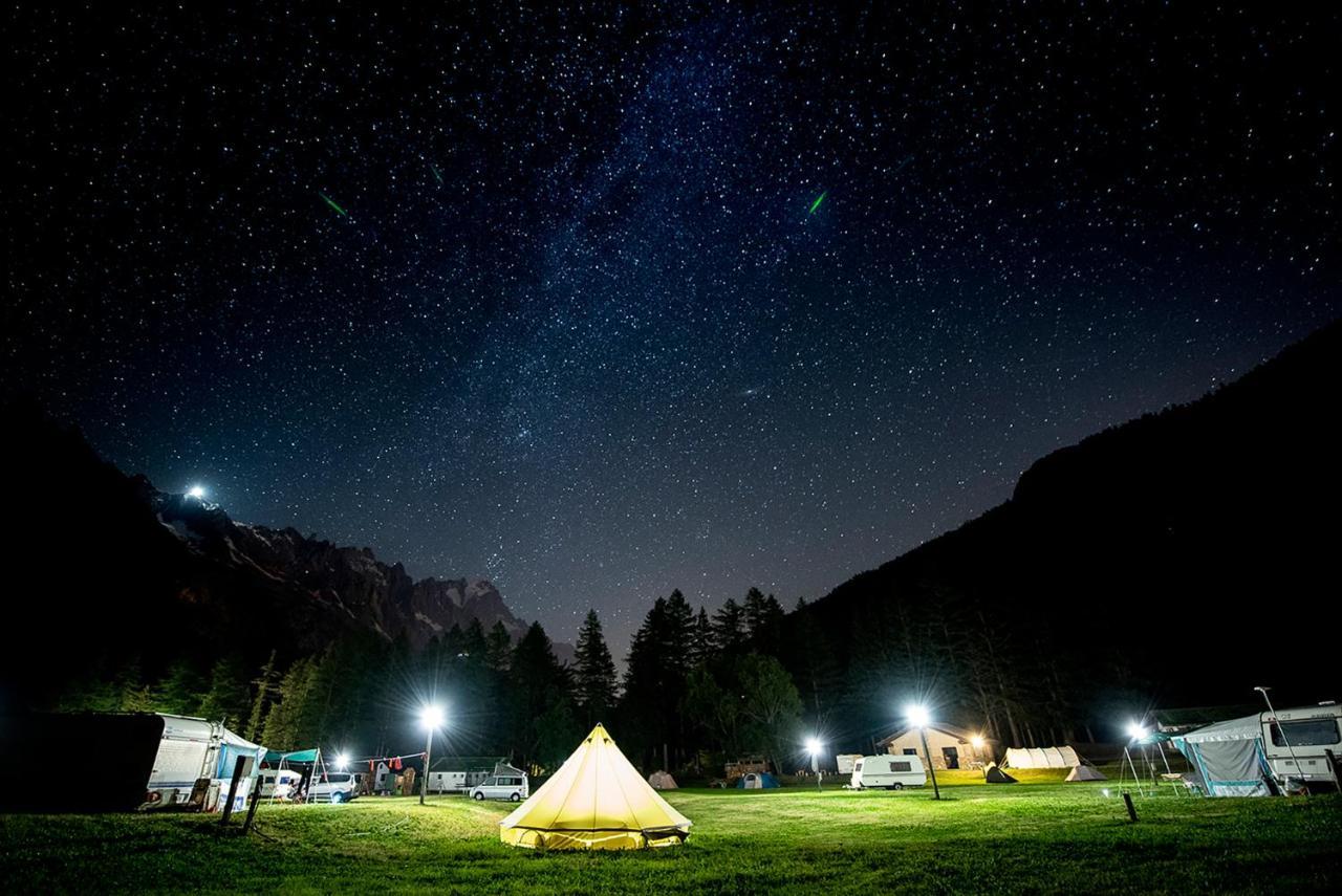 Hobo Camping Courmayeur Bagian luar foto