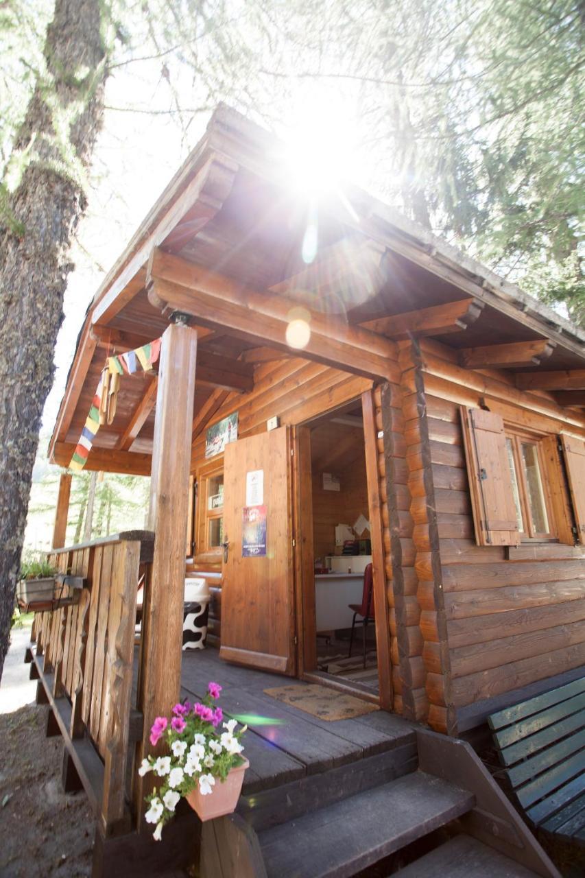 Hobo Camping Courmayeur Bagian luar foto