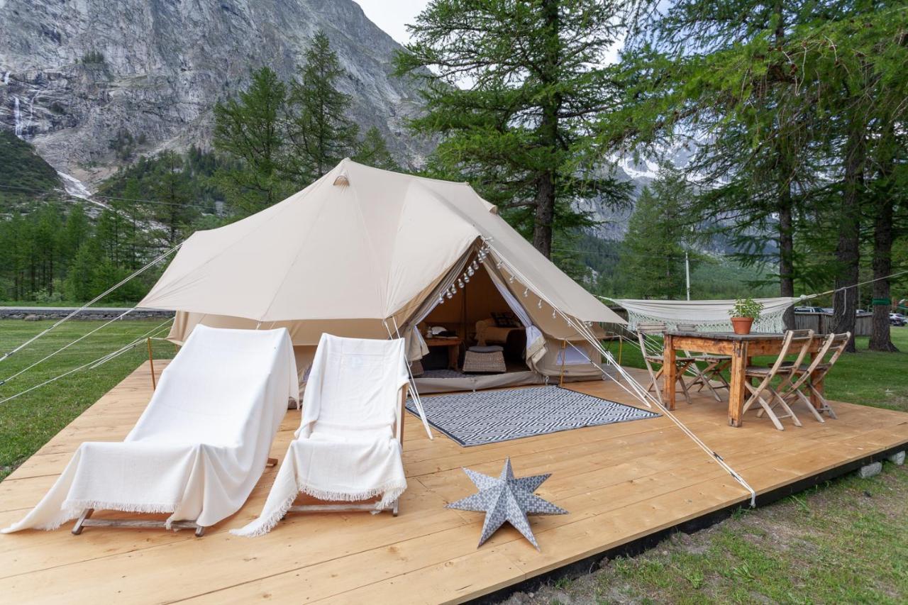 Hobo Camping Courmayeur Bagian luar foto